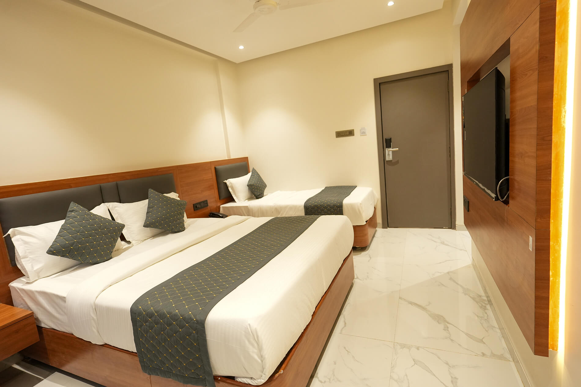 Triple Delight Room